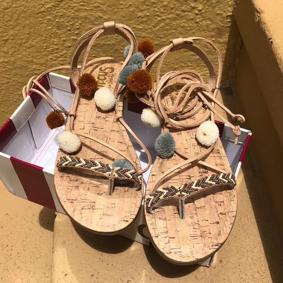 Circus by Sam Edelman sandals - Picture 3 of 6